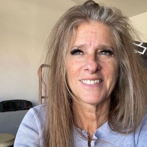 Meet your Posher, Wendy